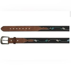 NEW Catchfly Girl's Arrow Embroidered Belt Size Medium